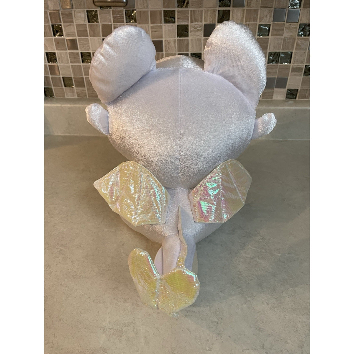Universal Studio How To Train Your Dragon Light Fury Plush 10” Isle Of Berk