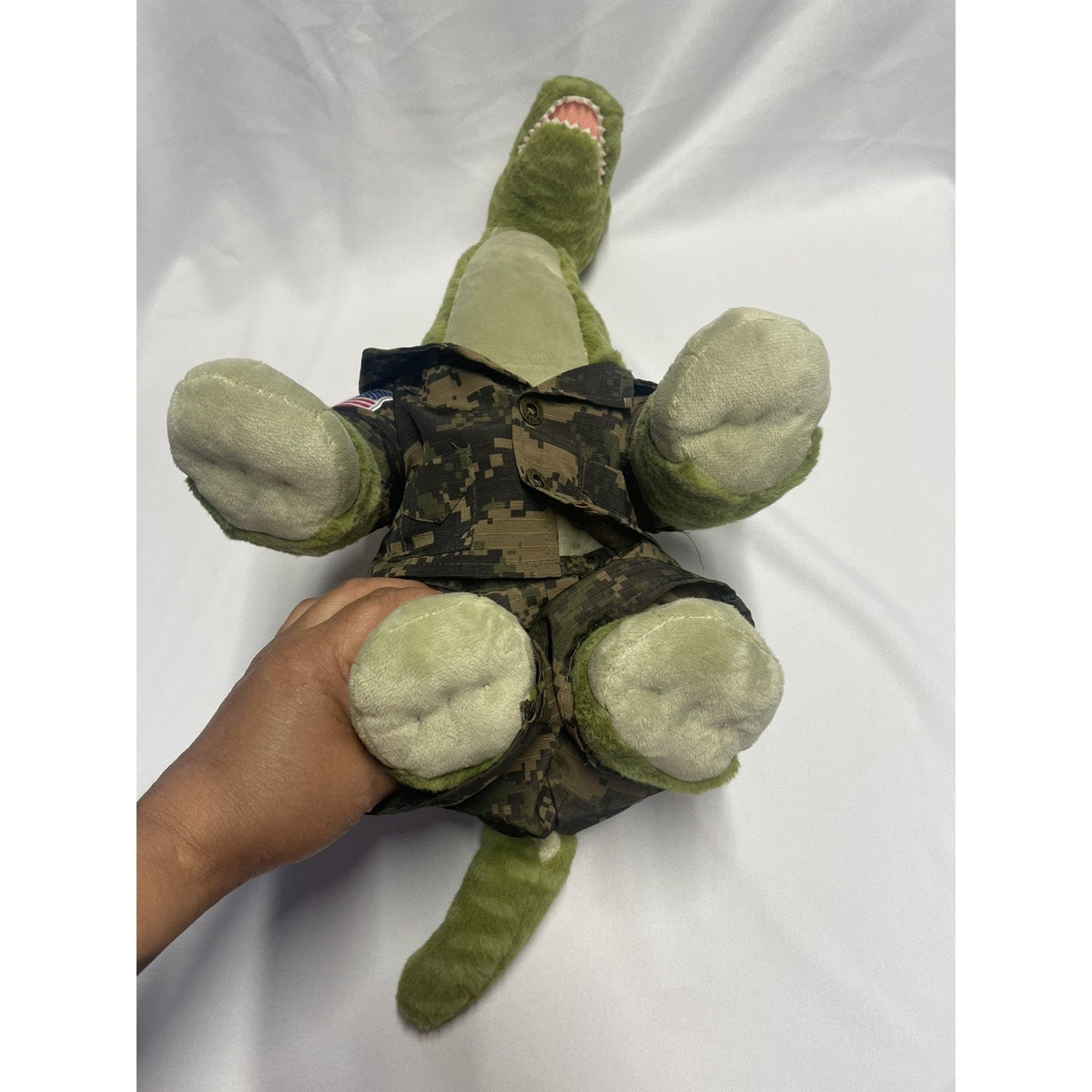 Brontosaurus Build-A-Bear Workshop Green Dinosaur Plush Military Camo Outfit 18”