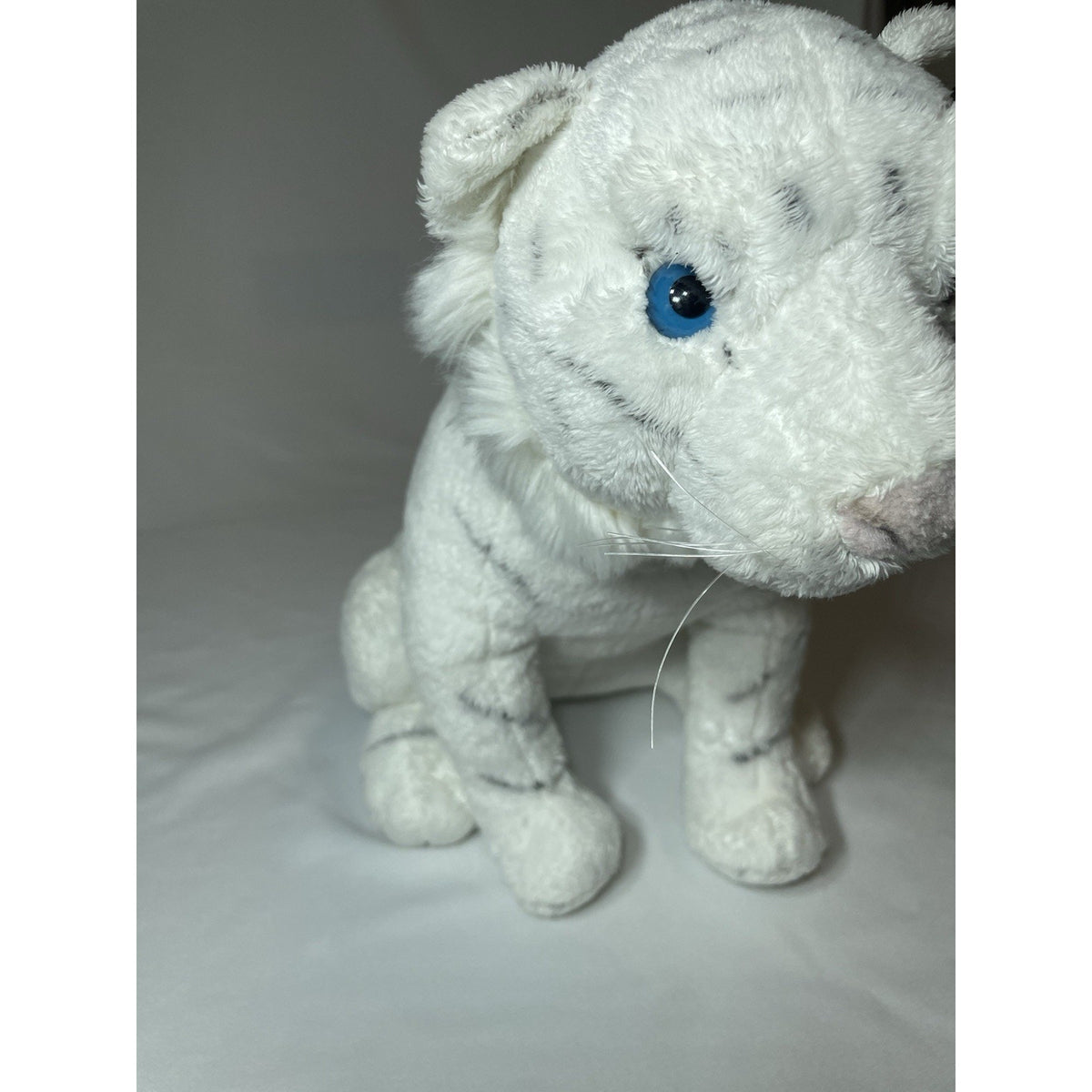 WHITE TIGER PLUSH 10” “Greatest Show On Earth” Ringling Bros.