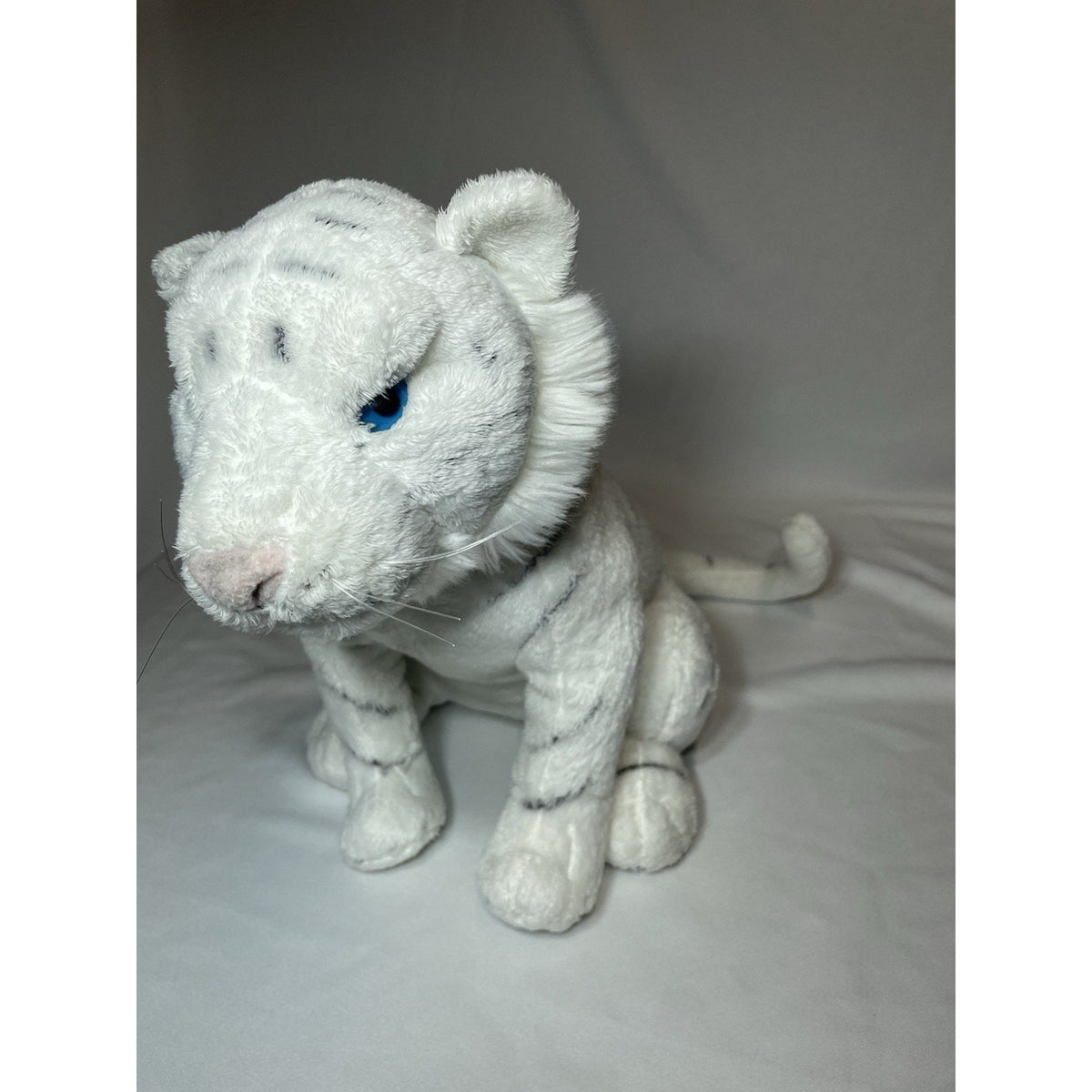 WHITE TIGER PLUSH 10” “Greatest Show On Earth” Ringling Bros.